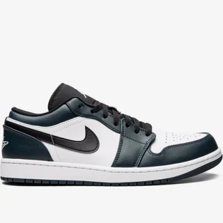 کتونی نایک ایرجردن 1 مشکی و سفید پاندا Nike Air Jordan 1 Low Black And White